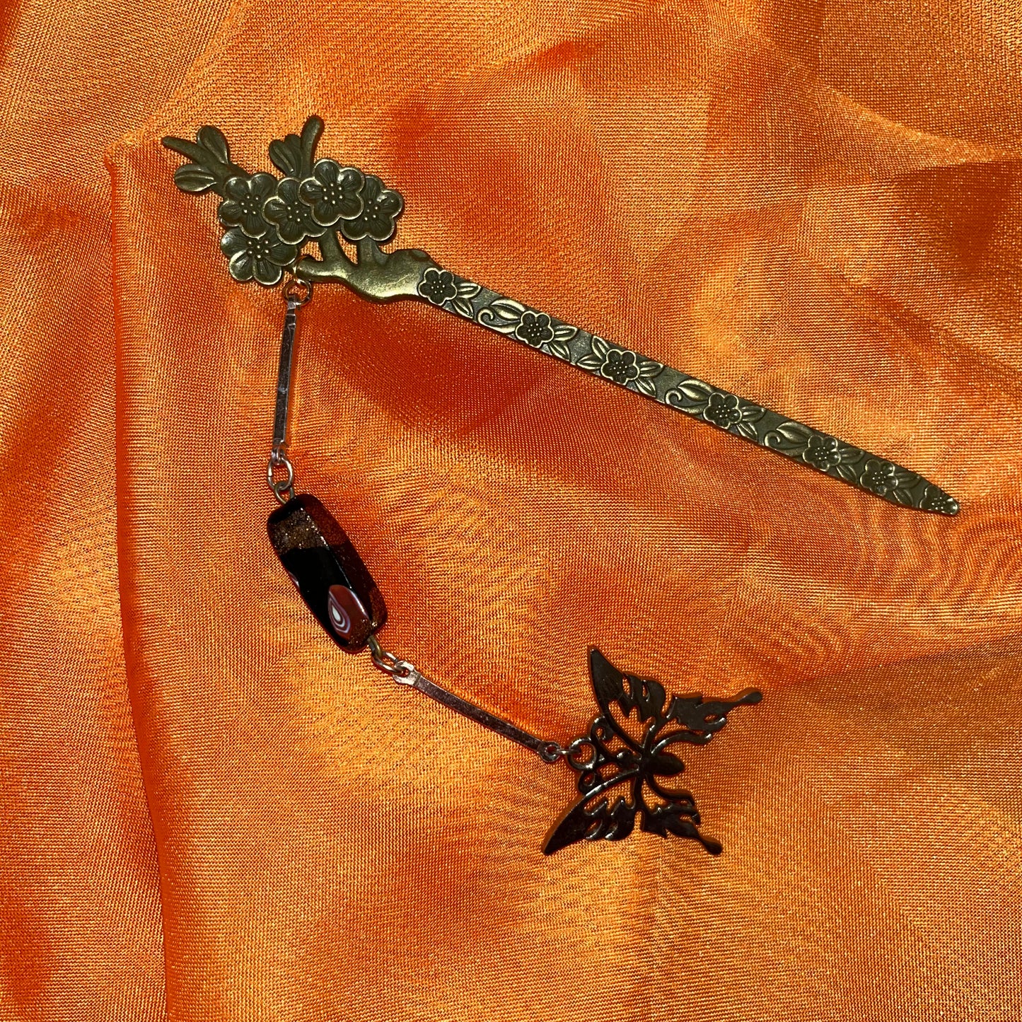 glass butterfly binyeo